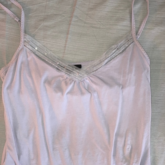 Lavender colored tank top - Picture 1 of 3